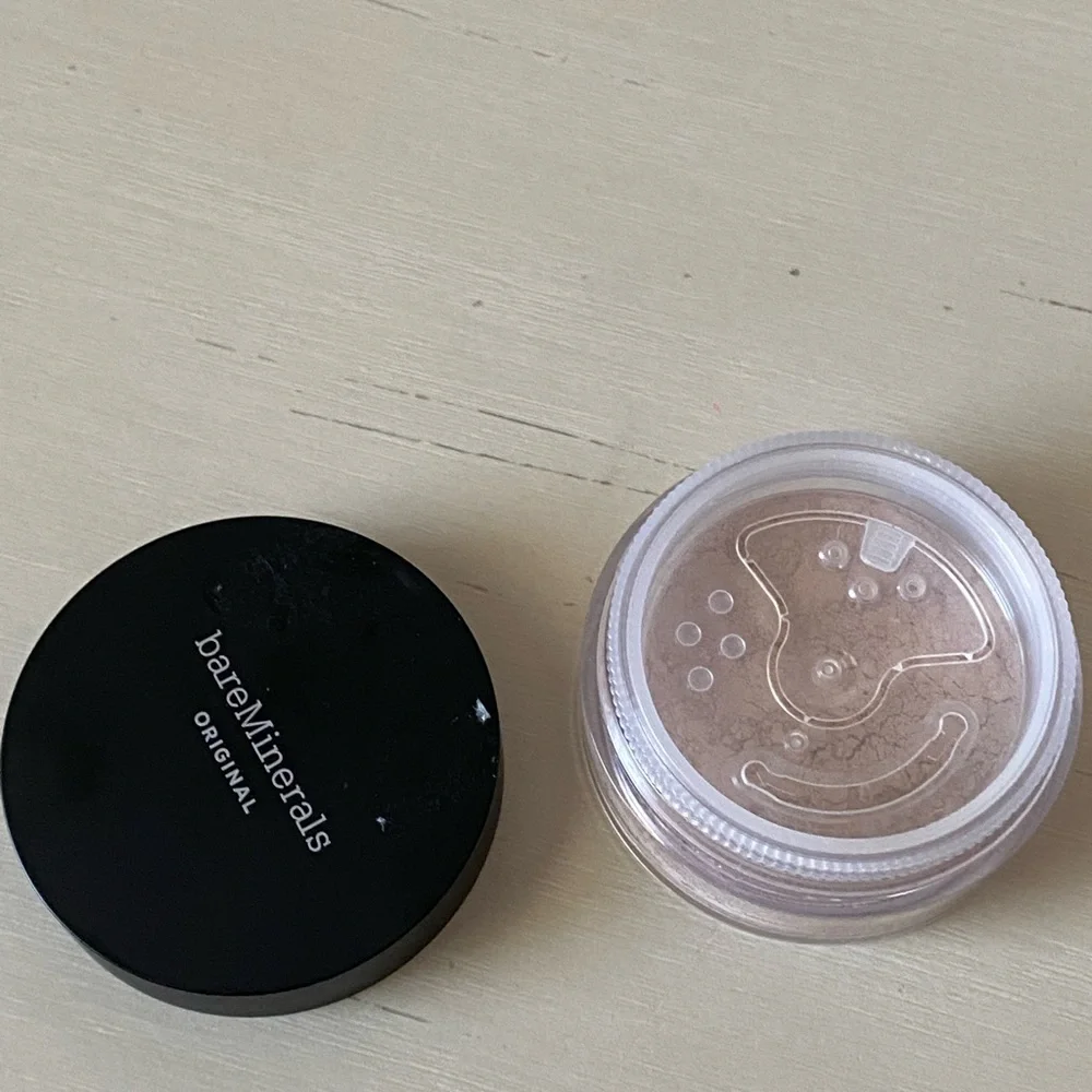 NWOT BARE MINERALS ORIGINAL LOOSE POWDER FOUNDATION SPF 15